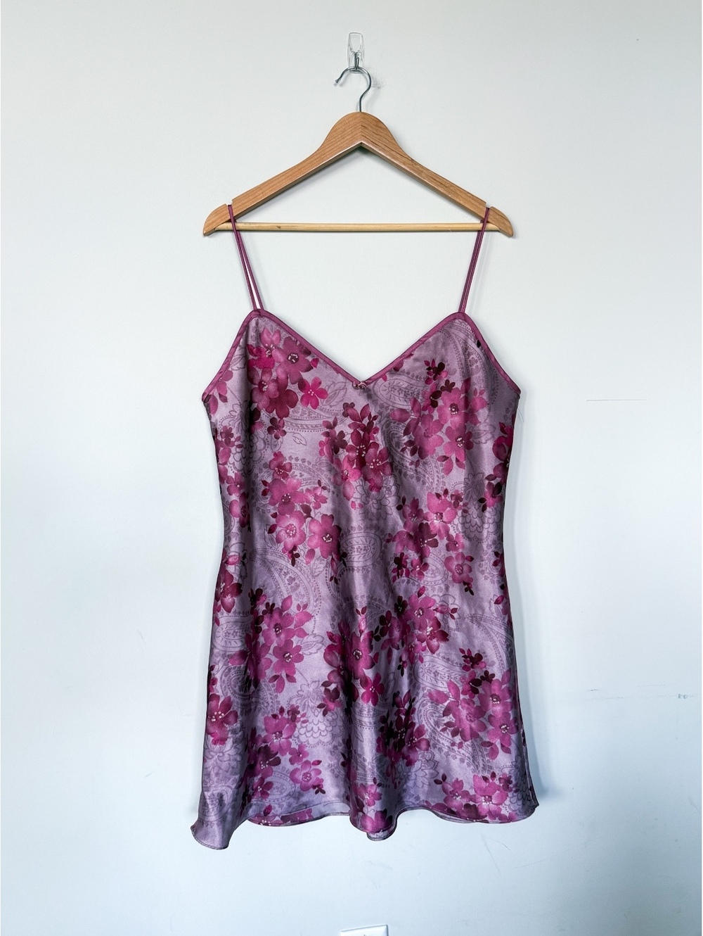 Vintage VTG Secret Treasures Floral Pink Mini Slip Dress Satin Y2K